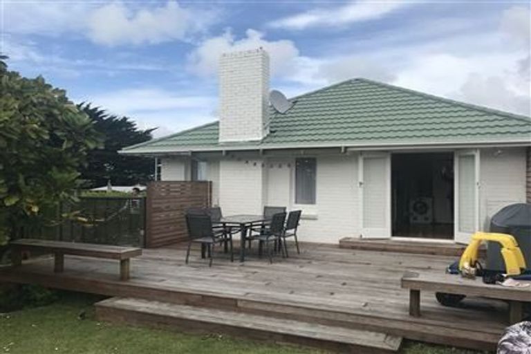 Photo of property in 1/40 Pupuke Road, Takapuna, Auckland, 0622