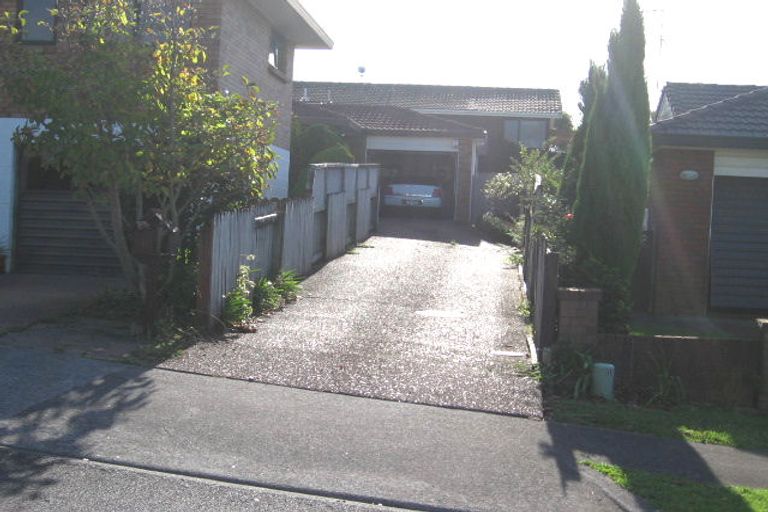 Photo of property in 1/9 Perendale Close, Somerville, Auckland, 2014