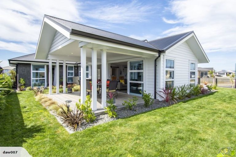 Photo of property in 1 Wahaika Way, Papamoa Beach, Papamoa, 3118