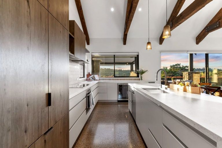 Photo of property in 202 Broomfields Road, Whitford, 2571