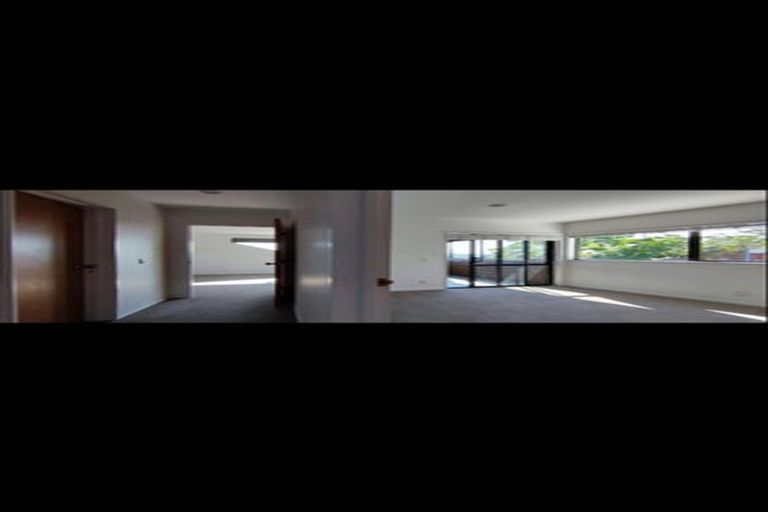 Photo of property in 62 Newhaven Terrace, Mairangi Bay, Auckland, 0630