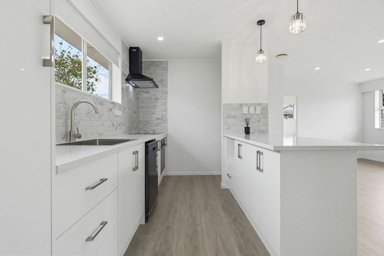 Photo of property in 1/5 Royal Arch Place, Rosehill, Papakura, 2113