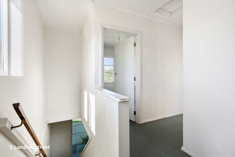 Photo of property in 1 Glasgow Crescent, Kaiti, Gisborne, 4010