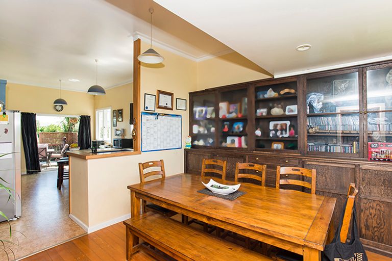 Photo of property in 17 Cemetery Road, Patutahi, Gisborne, 4072