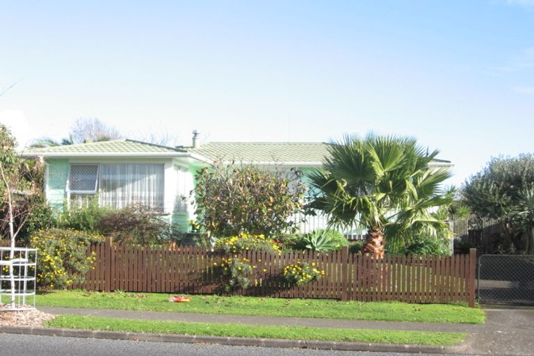 Photo of property in 72 Wordsworth Road, Manurewa, Auckland, 2102