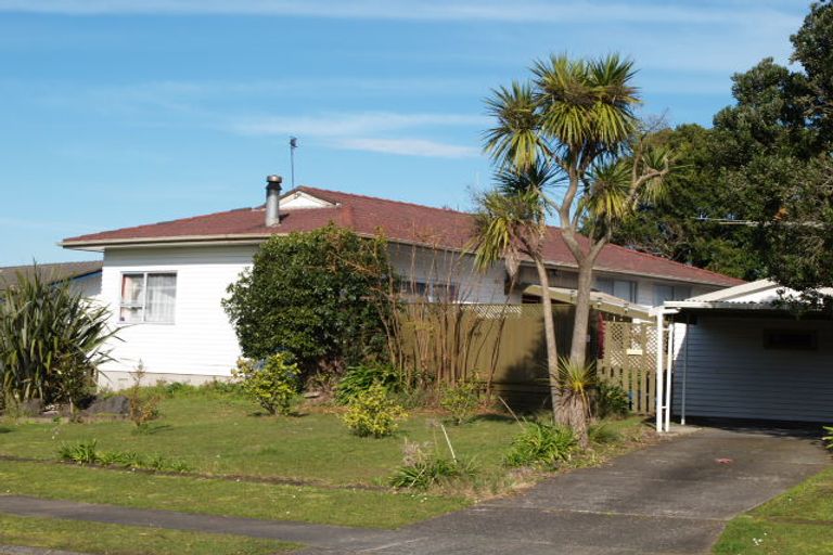 Photo of property in 17 Kivell Close, Mangere East, Auckland, 2024
