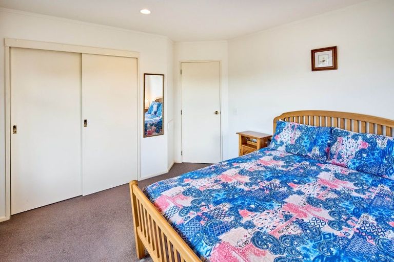 Photo of property in 23a Golf Road, Paraparaumu Beach, Paraparaumu, 5032