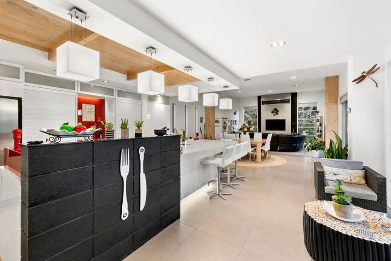 Photo of property in 48b Nevada Drive, Merrilands, New Plymouth, 4312