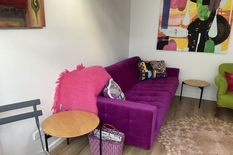 Photo of property in 104 Elizabeth Street, Mount Victoria, Wellington, 6011