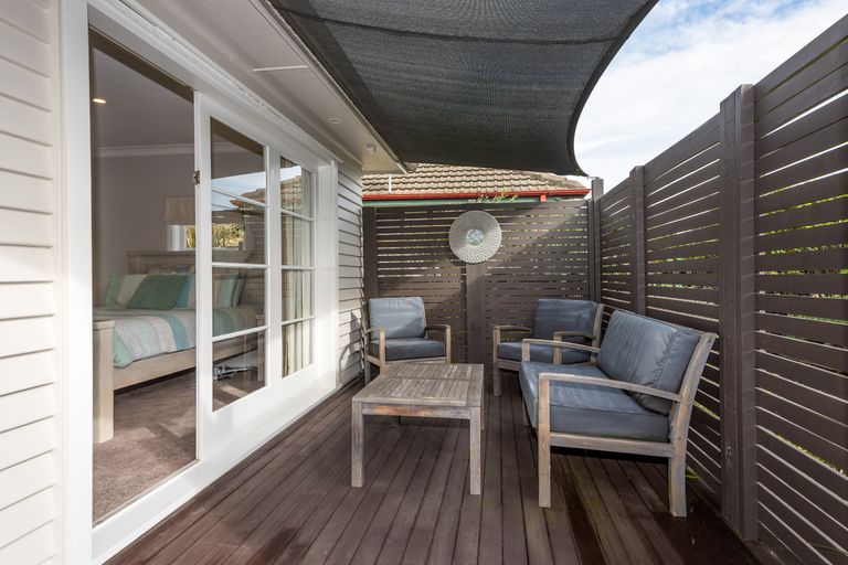 Photo of property in 220 Knowles Street, St Albans, Christchurch, 8052