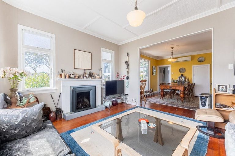 Photo of property in 48 Manly Street, Paraparaumu Beach, Paraparaumu, 5032