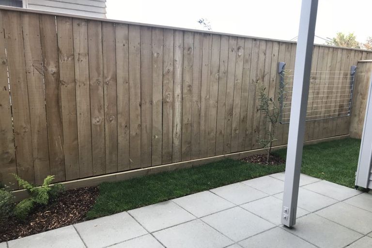 Photo of property in 3/121 Rongotai Road, Kilbirnie, Wellington, 6022