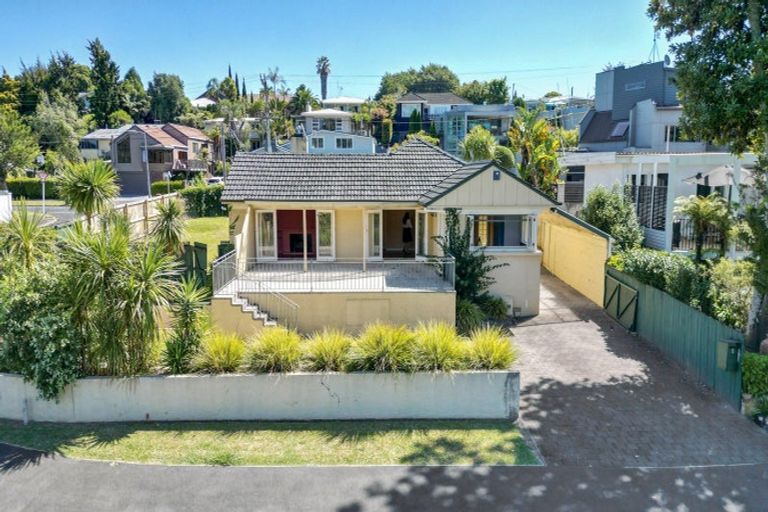 Photo of property in 1 Ann Street, Beerescourt, Hamilton, 3200