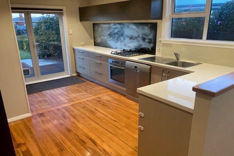 Photo of property in 48 Martbern Crescent, Bishopdale, Christchurch, 8053