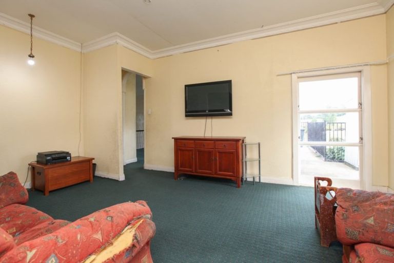 Photo of property in 24 Deseret Road, Temple View, Hamilton, 3218