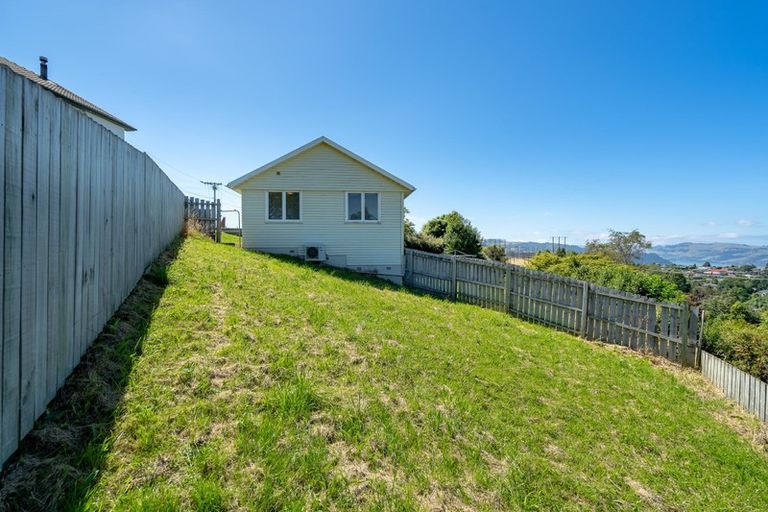 Photo of property in 27 Hanlon Street, Halfway Bush, Dunedin, 9010