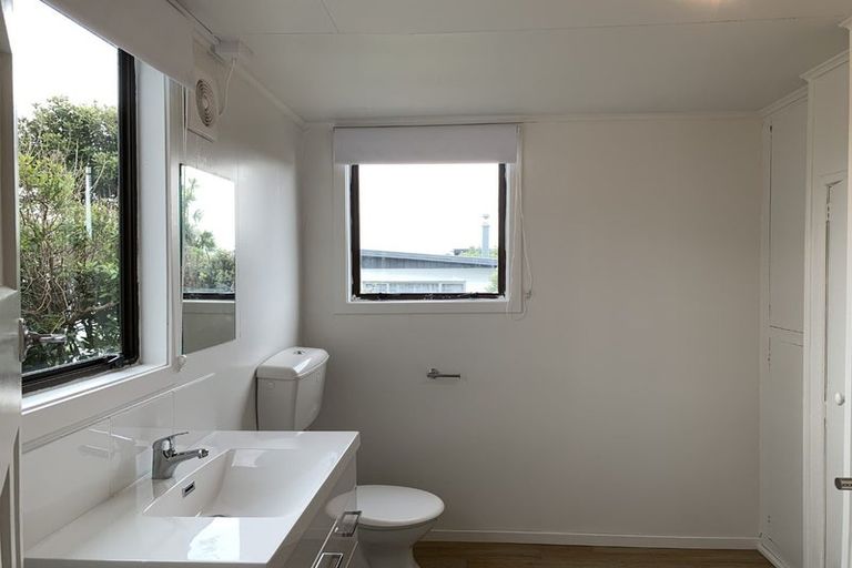 Photo of property in 27 Ngaio Street, Otaki Beach, Otaki, 5512