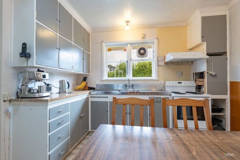 Photo of property in 6 Maclaren Street, Maymorn, Upper Hutt, 5018