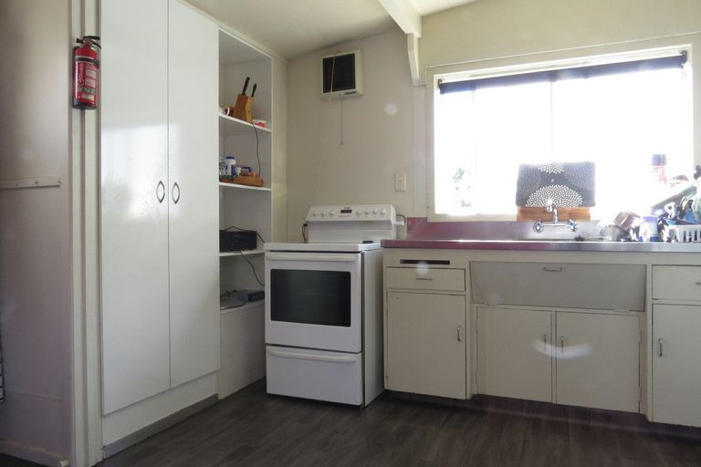 Photo of property in 3 Mckenzie Street, Fairlie, 7925