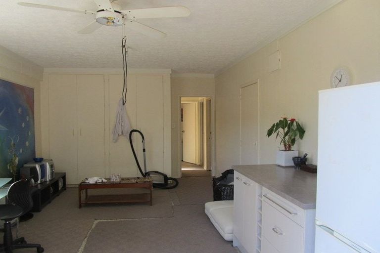 Photo of property in 1/36 Saddleback Rise, Murrays Bay, Auckland, 0630