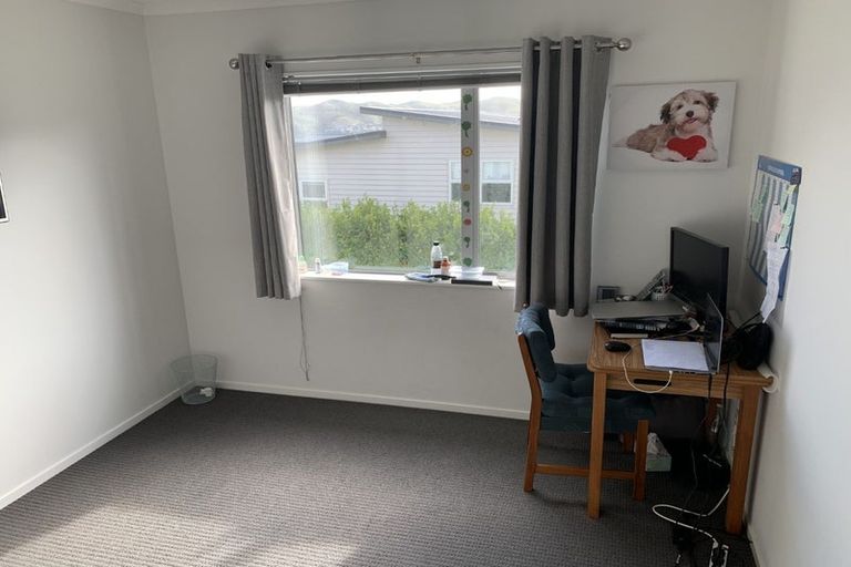 Photo of property in 188 Mark Avenue, Grenada Village, Wellington, 6037