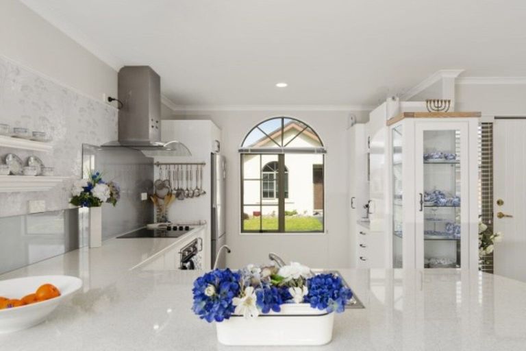 Photo of property in Seacrest, 4/200 Papamoa Beach Road, Papamoa Beach, Papamoa, 3118