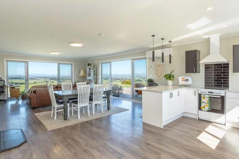 Photo of property in 91 Chester Park Drive, West Taratahi, Carterton, 5791