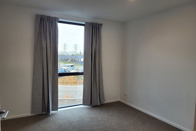 Photo of property in 52 Piripiri Place, Broomfield, Christchurch, 8042