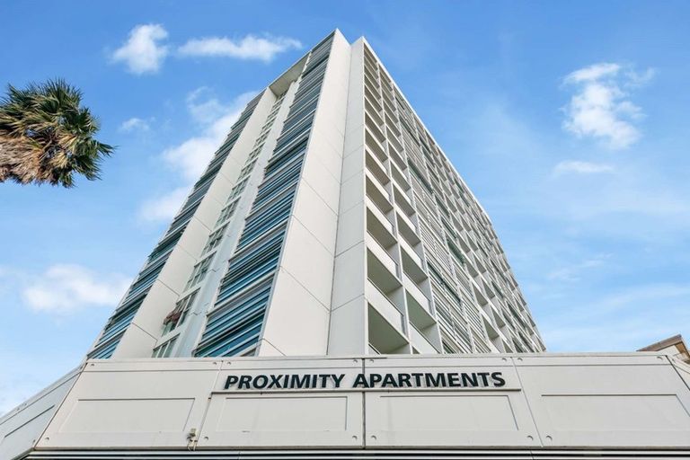Photo of property in Proximity Apartments, 909/17 Osterley Way, Manukau, Auckland, 2104
