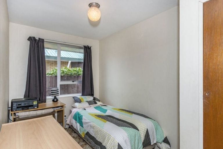 Photo of property in 2/361 Withells Road, Avonhead, Christchurch, 8042