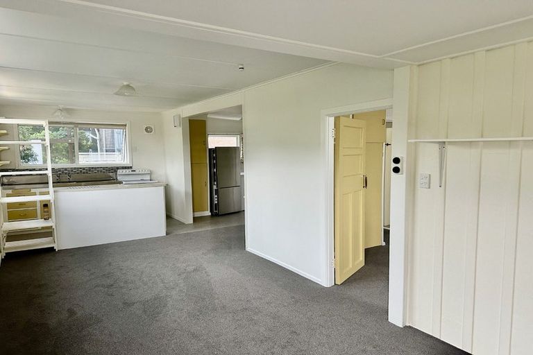 Photo of property in 12 Shoebridge Crescent, Ngunguru, Whangarei, 0173