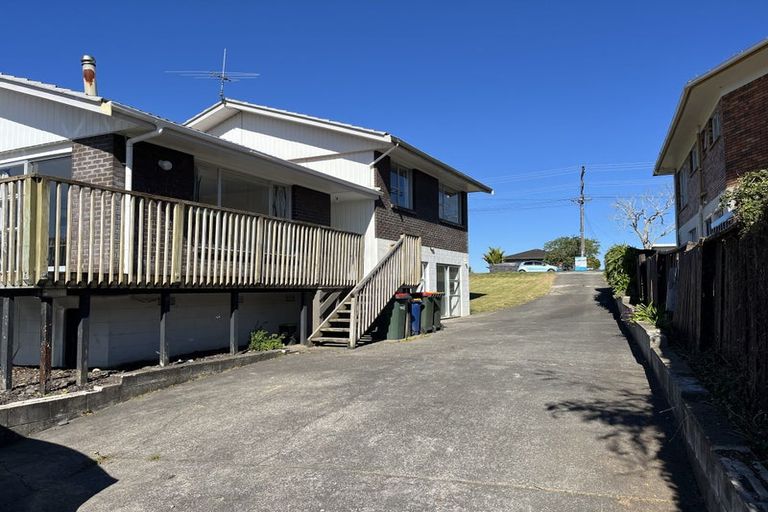 Photo of property in 68 Royal Road, Massey, Auckland, 0614