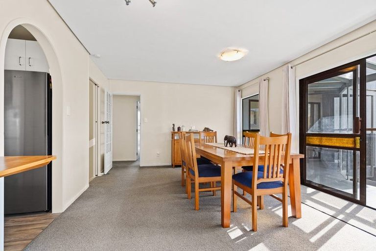 Photo of property in 19 Raumati Crescent, Onerahi, Whangarei, 0110