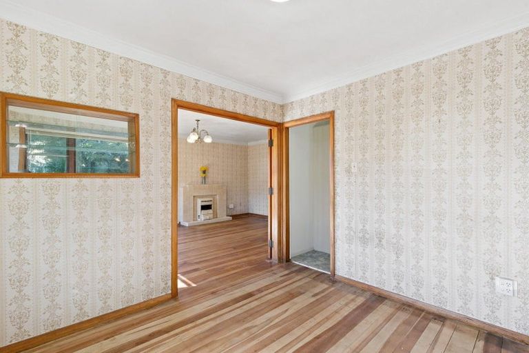 Photo of property in 7 Lyndhurst Road, Tawa, Wellington, 5028