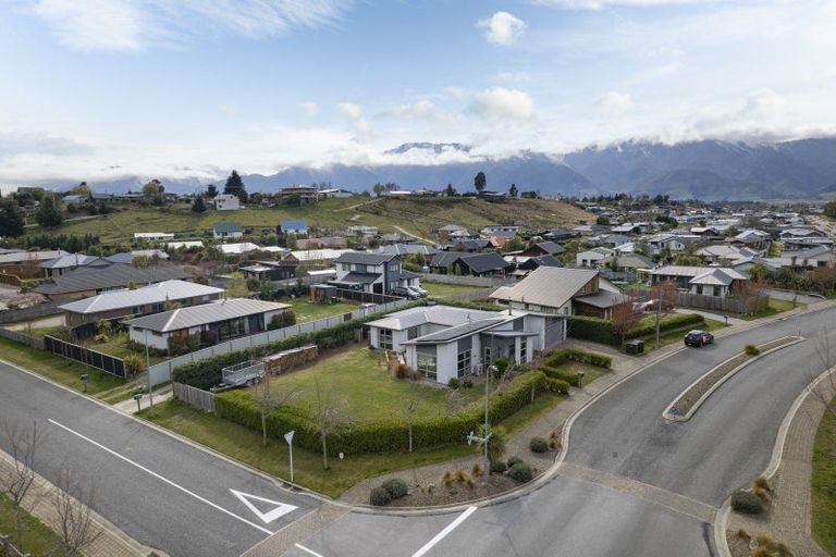 Photo of property in 13 Timsfield Drive, Lake Hawea, Wanaka, 9382