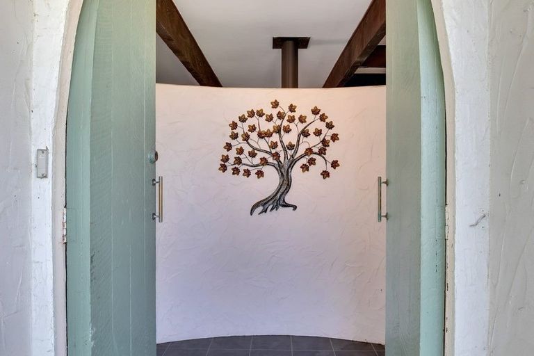 Photo of property in 1 Lantana Avenue, Bell Block, New Plymouth, 4312