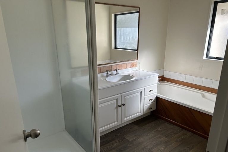 Photo of property in 30 John Webb Drive, Glenview, Hamilton, 3206