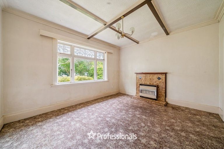 Photo of property in 37 Hardy Street, Waterloo, Lower Hutt, 5011