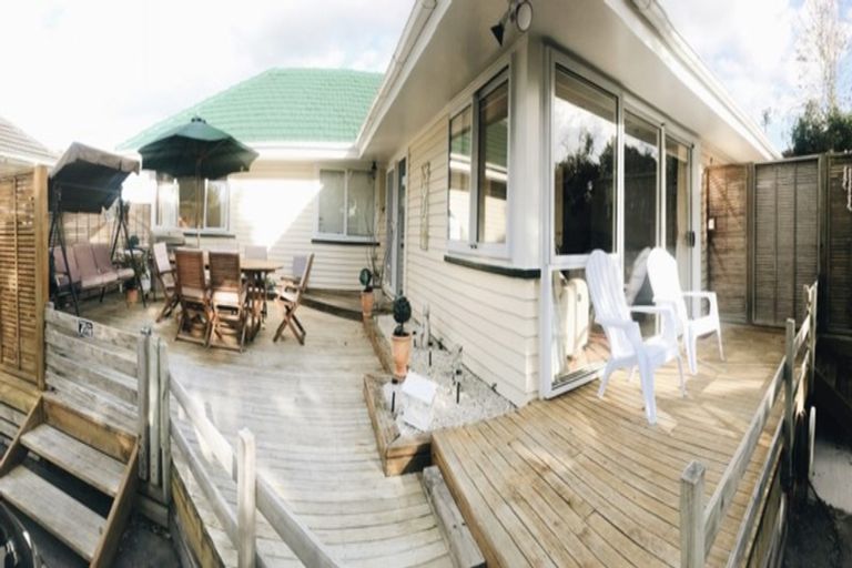 Photo of property in 166 Ridge Road, Howick, Auckland, 2014