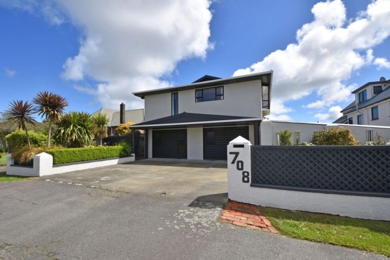 Photo of property in 708 Queens Drive, Waikiwi, Invercargill, 9810
