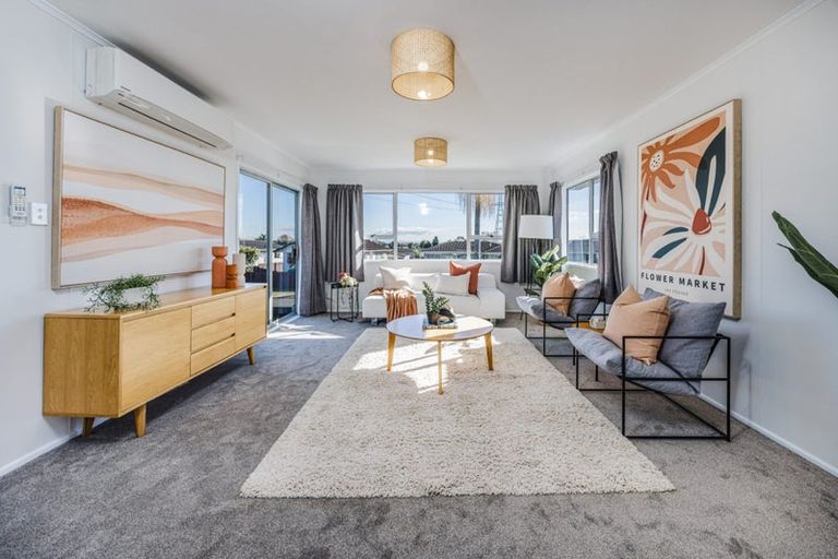 Photo of property in 52 Zelda Avenue, Clover Park, Auckland, 2023