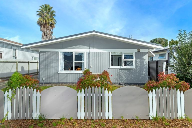 Photo of property in 1/282 Aberdeen Road, Gisborne, 4010
