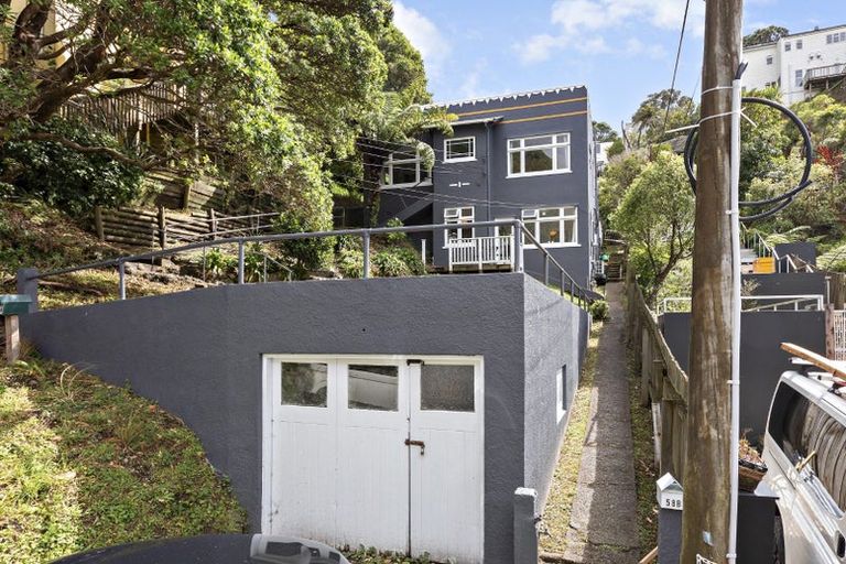 Photo of property in 58a Norway Street, Aro Valley, Wellington, 6012