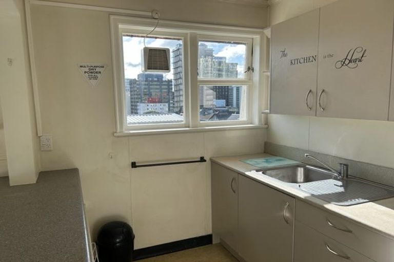 Photo of property in Aroha Apartments, 222 The Terrace, Wellington Central, Wellington, 6011