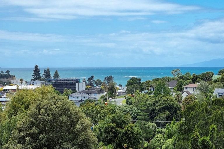 Photo of property in 42 Nigel Road, Browns Bay, Auckland, 0630