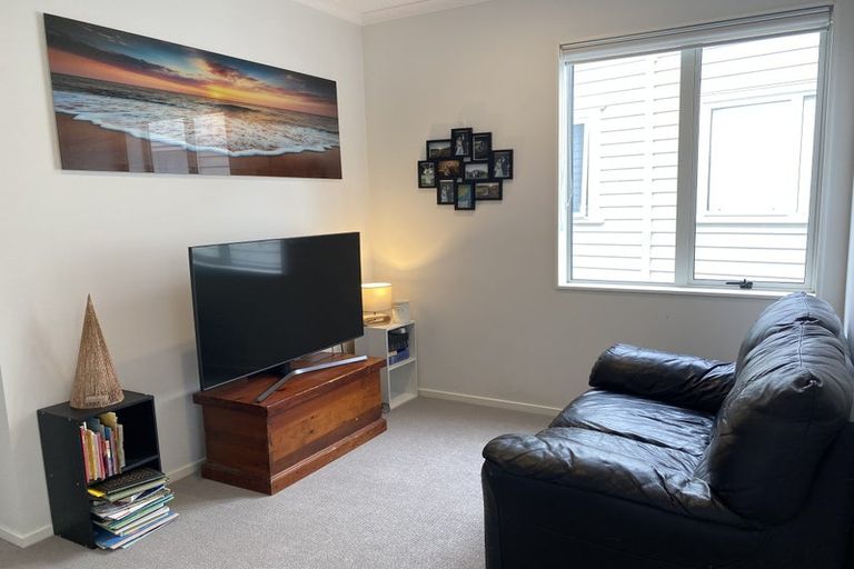 Photo of property in 55 Whenuapai Drive, Whenuapai, Auckland, 0618