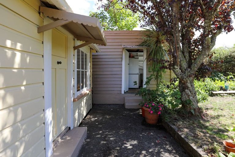 Photo of property in 5 Cross Street, Taumarunui, 3920