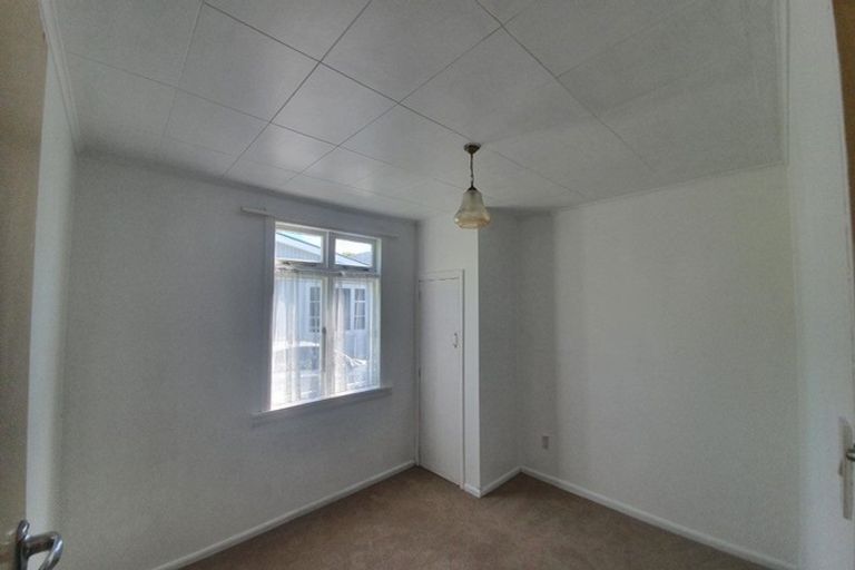 Photo of property in 31 Quinn Road, Levin, 5510