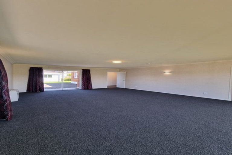 Photo of property in 22 Tukapa Street, Westown, New Plymouth, 4310