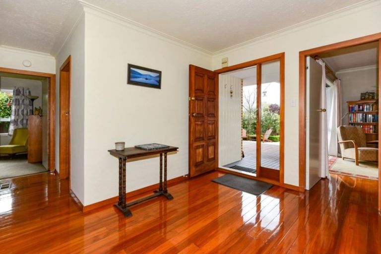 Photo of property in 4 Kirkdale Place, Avonhead, Christchurch, 8042